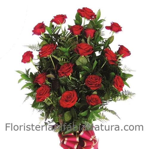 Ramo de rosas rojas