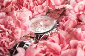 envío urgente de flores a domicilio, flores a domicilio urgentes, cesta de flores para cumpleaños, cesta de flores para un nacimiento, cesta de flores para el día de la madre, cesta de flores para una boda, cesta de flores para mi abuela, Floristería de Santa Ponsa, flores urgentes